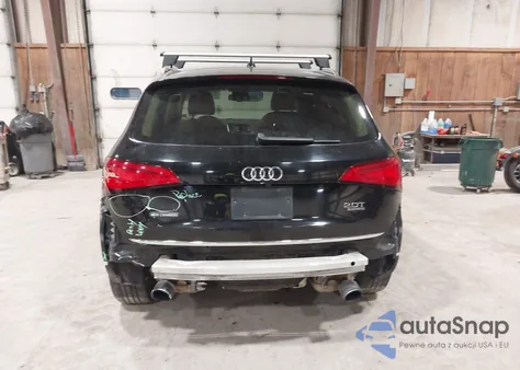 2015 Audi Q5 2.0T Premium z USA, uszkodzony, nr VIN WA1LFAFP5FA075490